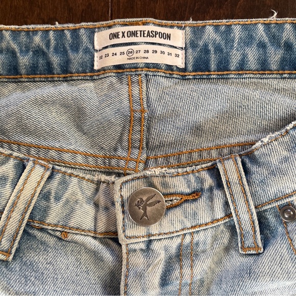 One Teaspoon Freebirds Ladies Destroyed Denim Jeans - Size 26 —- 7/8 Length - Picture 3 of 5